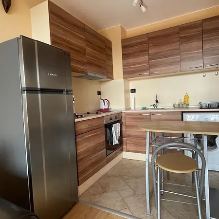 Garden Of Eden B3-2 Private One Bedroom Apartment *