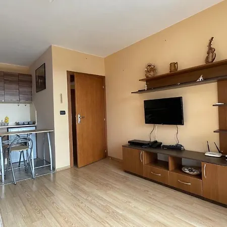 Garden Of Eden B3-2 Private One Bedroom *