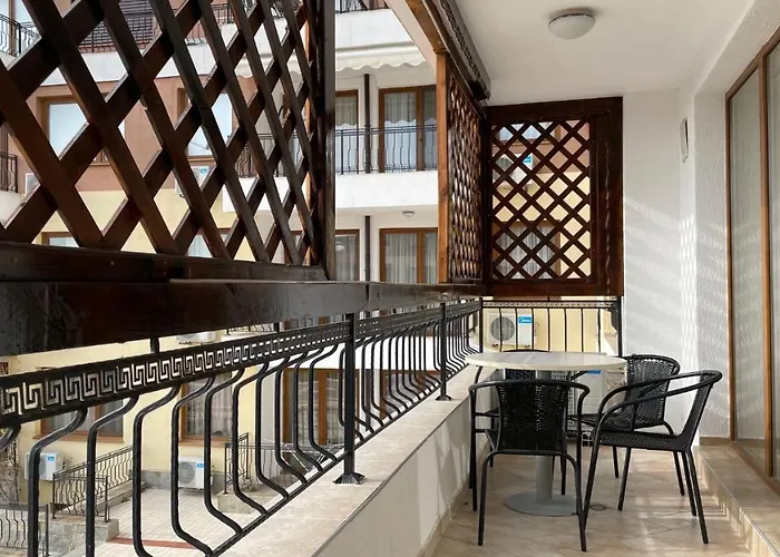 Garden Of Eden B3-2 Private One Bedroom